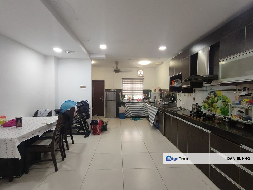 Fully renovated 2 sty house near by Lrt station , Selangor, Klang
