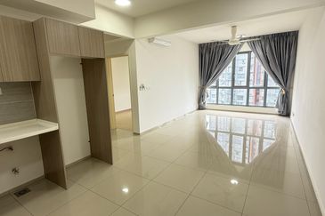 Gravit8 @ Klang South