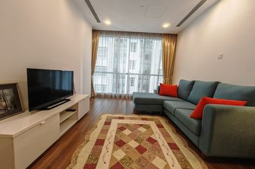 Binjal 8 Condominium near Ilham Tower & Lrt station Ampang Park & Intermark 