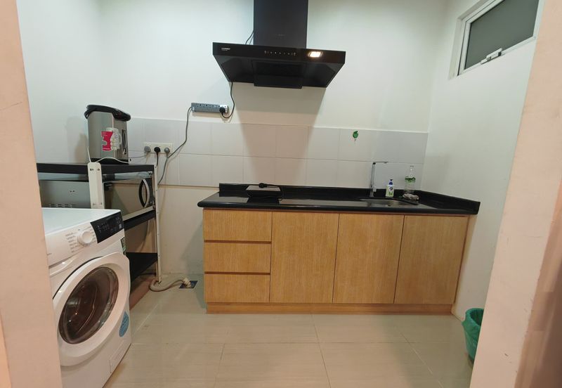 Binjal 8 Condominium near Ilham Tower & Lrt station Ampang Park & Intermark 