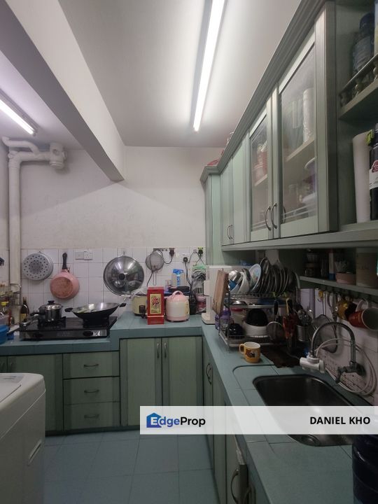 Corner & Ground floor Apartment walking distance to McDonald's  Desa Aman Puri Kepong, Kuala Lumpur, Kepong