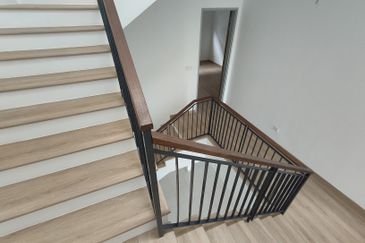 Taman Puchong Legenda