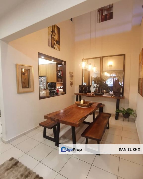 Semi d Glenmarie Cove near by Port Klang , Selangor, Port Klang