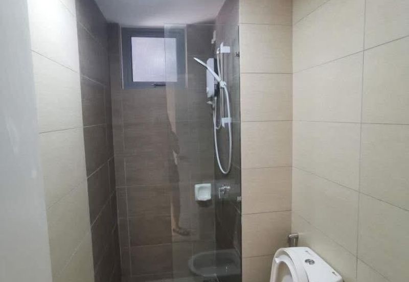 Gravit8 @ Klang South