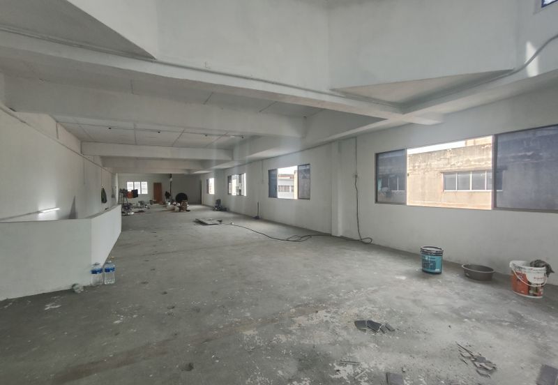 Pandamaran Klang 2 sty link warehouse End lot 