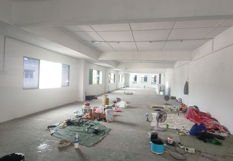 Pandamaran Klang 2 sty link warehouse End lot 