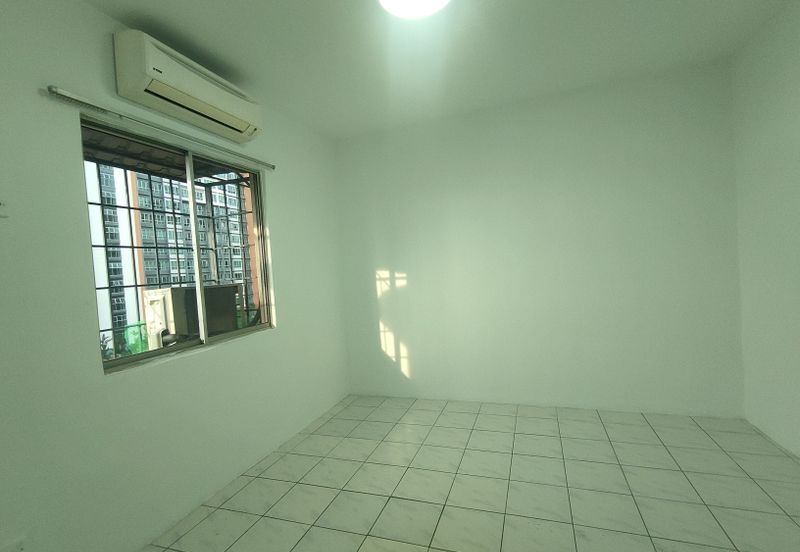 Lestari Aparment 