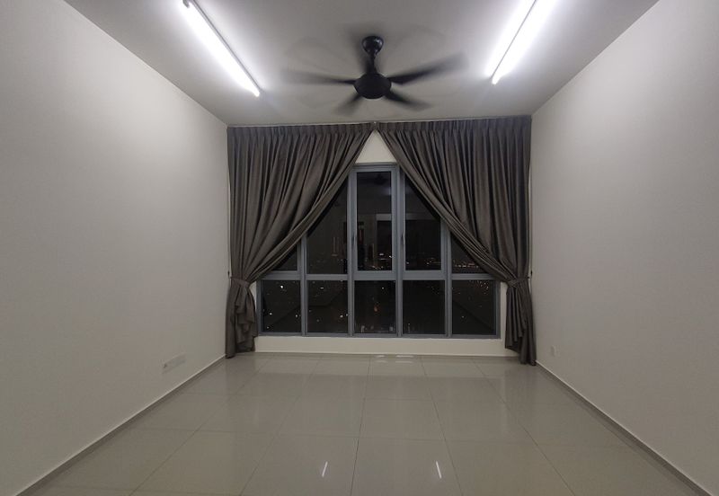 Gravit8 @ Klang South