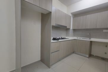 Gravit8 @ Klang South