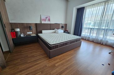 ATHIRA, Bandar Bukit Raja