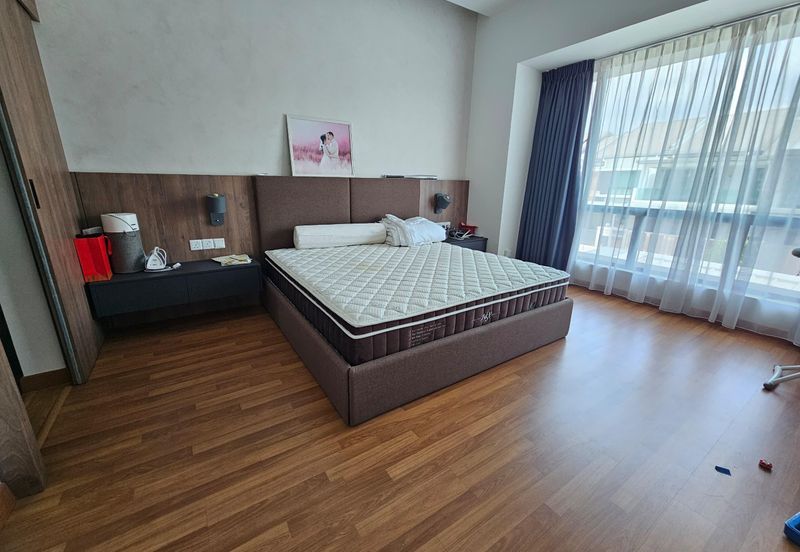 ATHIRA, Bandar Bukit Raja