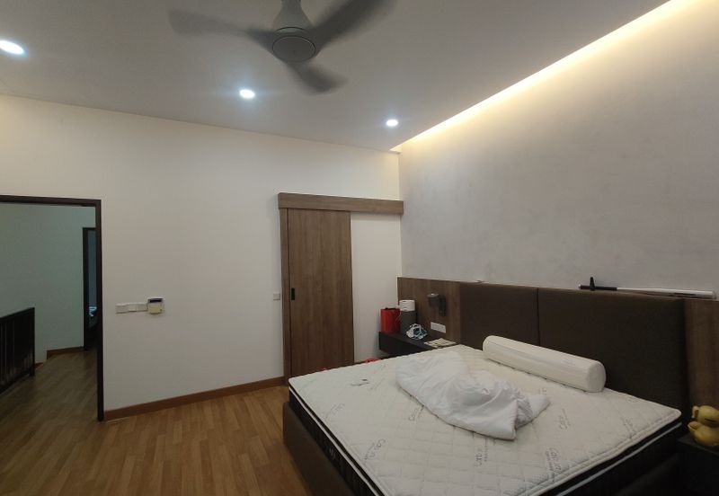 ATHIRA, Bandar Bukit Raja