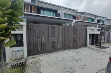 ATHIRA, Bandar Bukit Raja