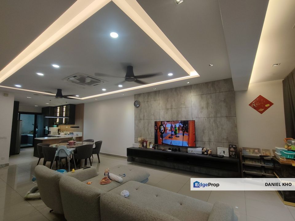 Fully renovated Installed Solar system 2 sty house house in Athira Bukit Raja Klang , Selangor, Klang