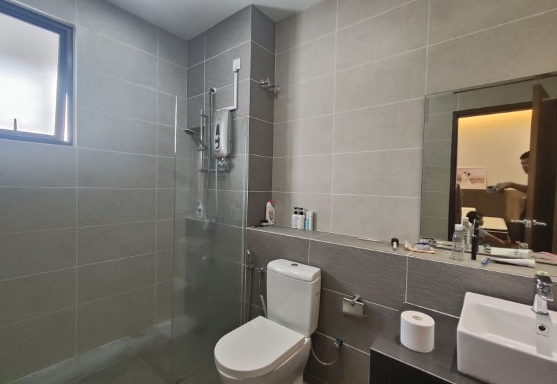 ATHIRA, Bandar Bukit Raja