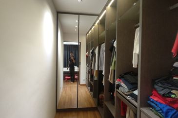 ATHIRA, Bandar Bukit Raja