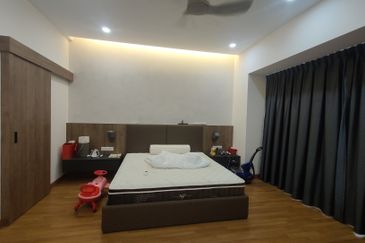 ATHIRA, Bandar Bukit Raja