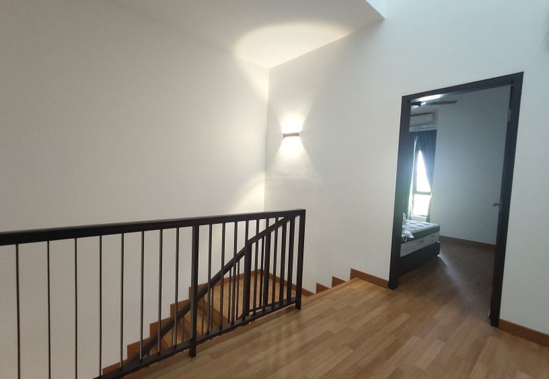 ATHIRA, Bandar Bukit Raja