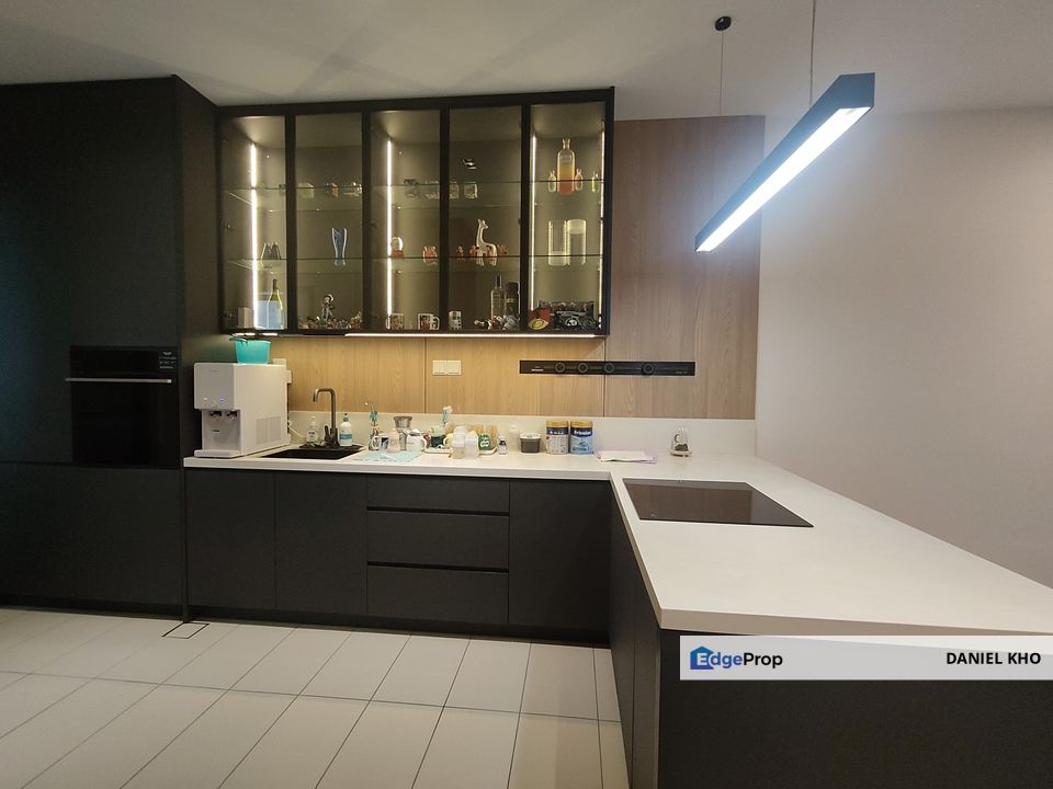 Fully renovated Installed Solar system 2 sty house house in Athira Bukit Raja Klang , Selangor, Klang