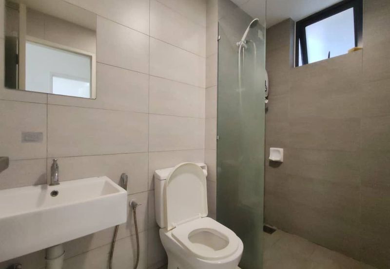 Adria Residence @ Gravit8