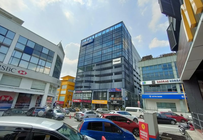 Taipan Business Centre, USJ 10