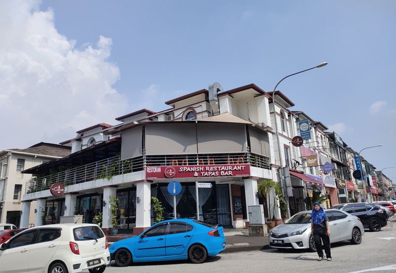 Taipan Business Centre, USJ 10