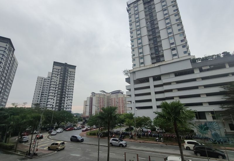 Shop Alam Idaman Shah Alam ( First floor ) 