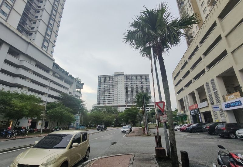 Shop Alam Idaman Shah Alam ( First floor ) 