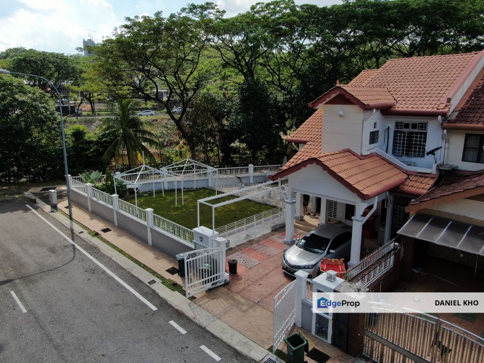 Corner extra large land 2 sty house nearby UCSI University Cheras & Leisure Mall Cheras , Kuala Lumpur, Cheras