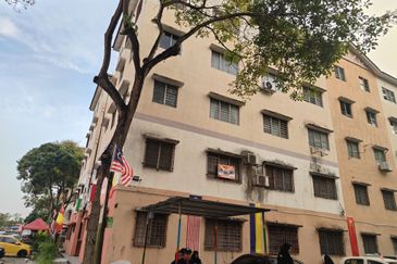 Bukit Tinggi 2 Apartment