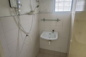 Bukit Tinggi 2 Apartment