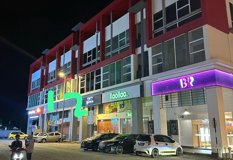 Jalan Cemerlang,  Pusat Perdagangan Banting, 42700 Banting