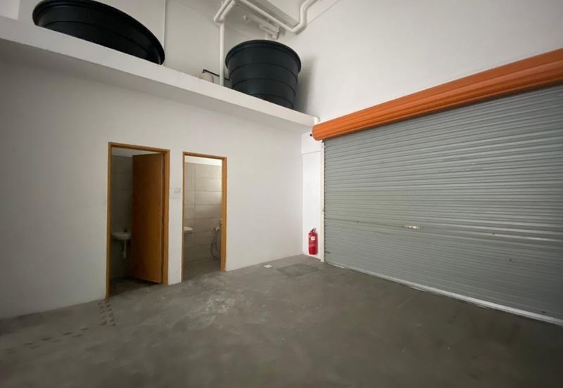 Jalan Cemerlang,  Pusat Perdagangan Banting, 42700 Banting