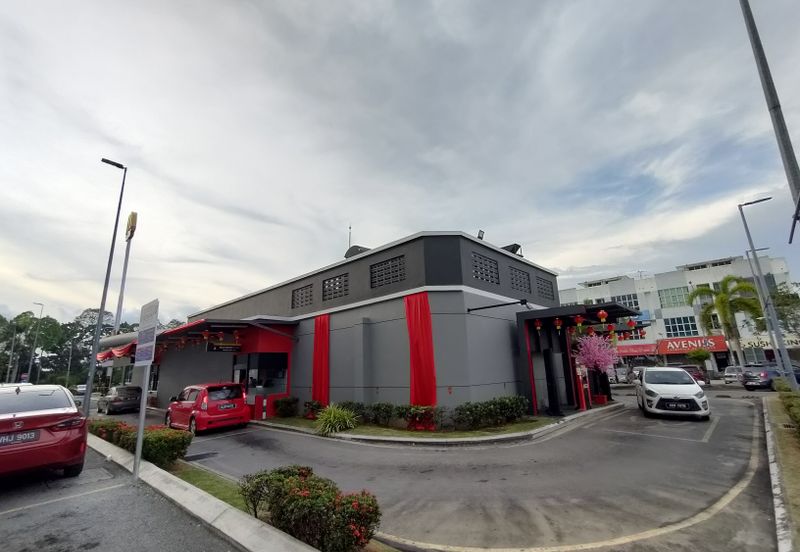 Jalan Cemerlang,  Pusat Perdagangan Banting, 42700 Banting