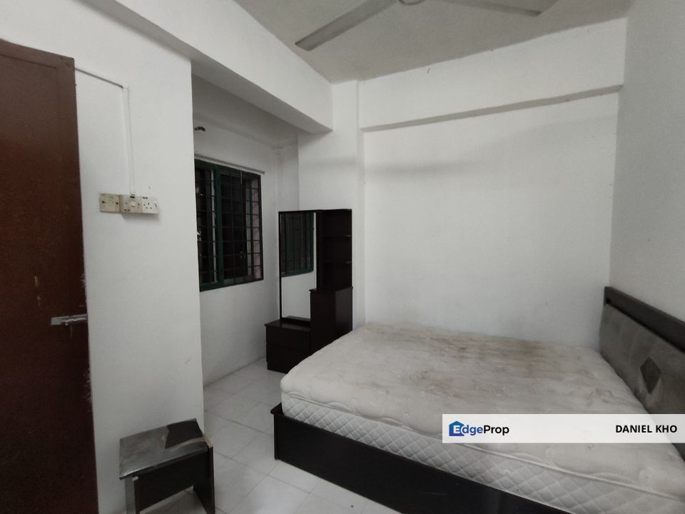 Low booking below market price Perdana Villa Apartment nearby NSK Kampung Jawa , Selangor, Klang