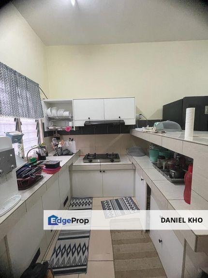 Ground floor / upper floor Town Villa Taman Tasik Puchong, Selangor, Puchong