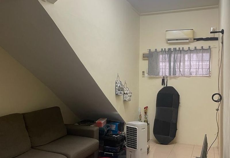 Town Villa, Taman Tasik Puchong