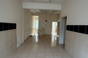 Town Villa, Taman Tasik Puchong