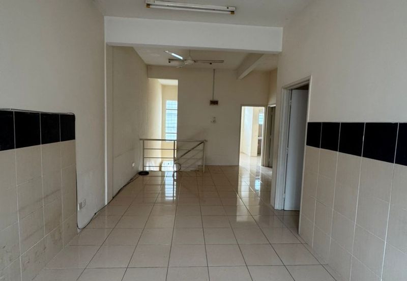 Town Villa, Taman Tasik Puchong