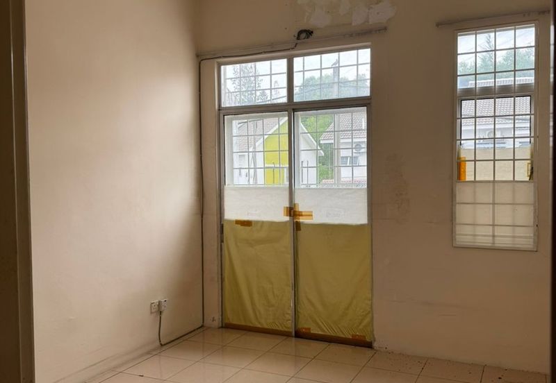 Town Villa, Taman Tasik Puchong