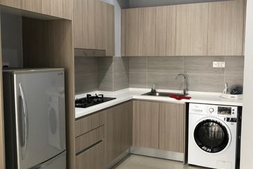 Adria Residence @ Gravit8