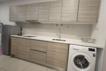 I Suite I City  @ short walk to I Central Mall Shah Alam