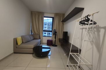 I Suite I City  @ short walk to I Central Mall Shah Alam