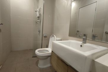 I Suite I City  @ short walk to I Central Mall Shah Alam