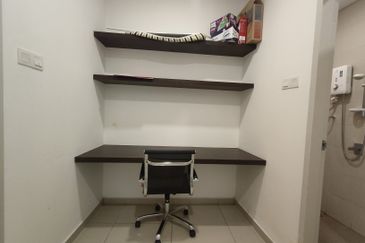 I Suite I City  @ short walk to I Central Mall Shah Alam