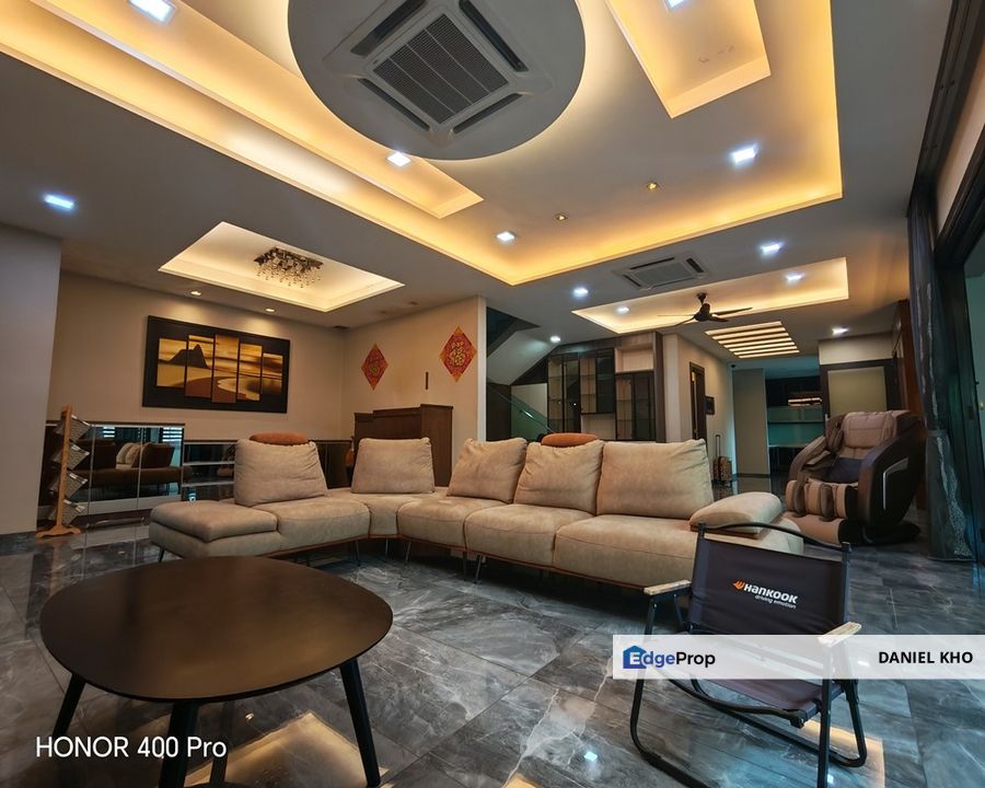 Beautifully Renovated Semi-D  Bayu Villas, Bukit Rimau, Selangor, Shah Alam