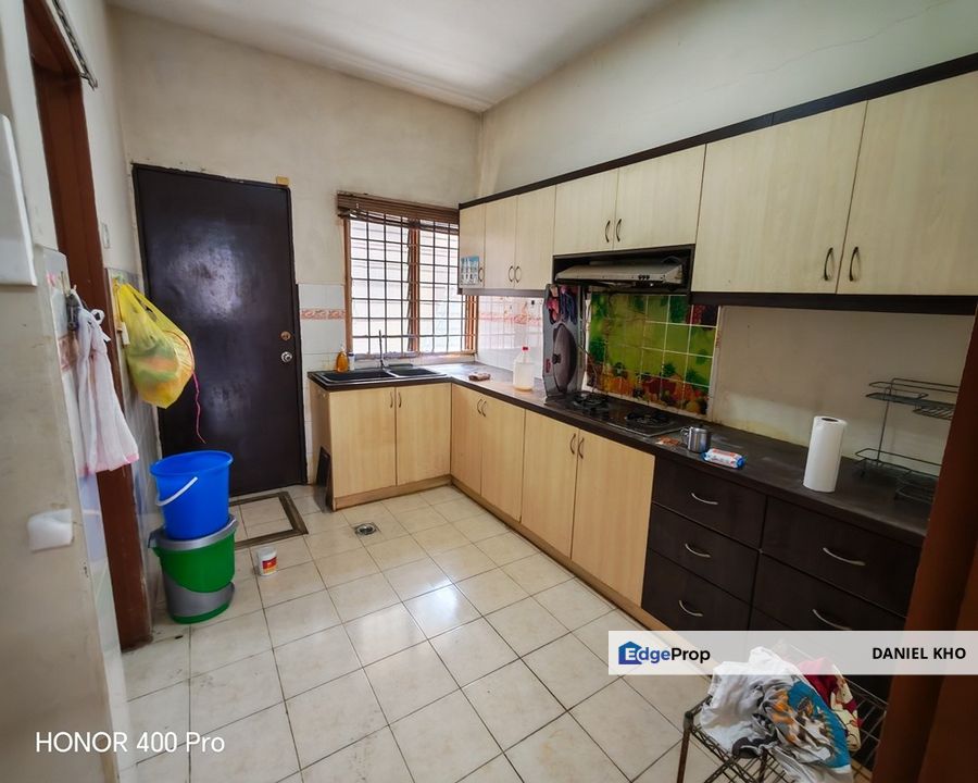 Fully extended  2 sty house in Kota Kemuning , Selangor, Shah Alam