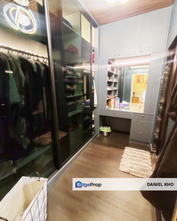 Fully renovated 2 sty house Kota Kemuning ( Doritis ) , Selangor, Shah Alam