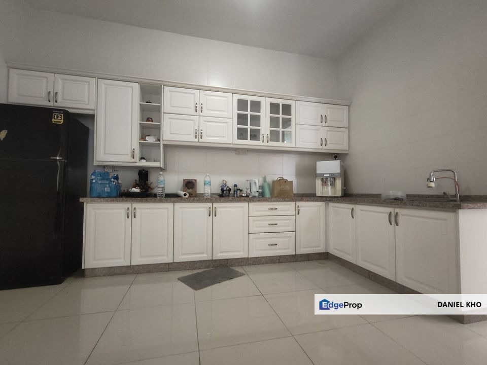 Renovated Semi-D Cluster nearby Lrt station &  school, Selangor, Klang