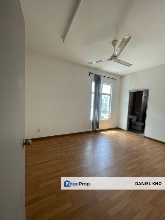 Semi d cluster home near by Ksl Mall Klang , Selangor, Klang